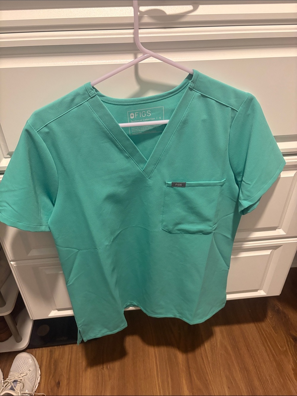 FIGS Short-Sleeve V-Neck Top in Teal